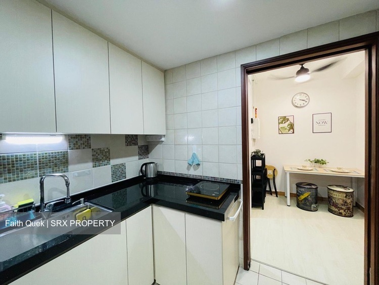 The Mayfair (D22), Condominium #501847221